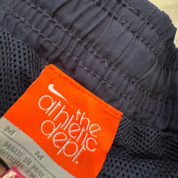 Nike navy windbreaker pants - Picture 2 of 2